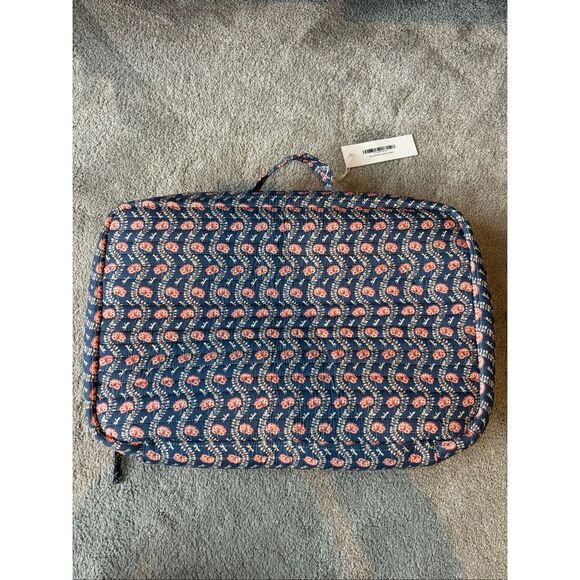 NWT Minnow packing cubes set of 2, $99 - Picture 7 of 7